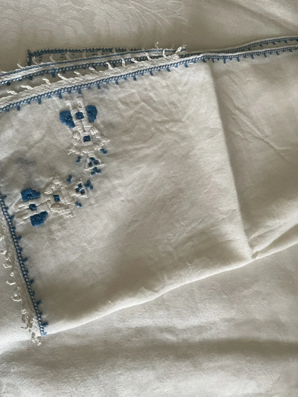 Set of 4 placemats and napkins